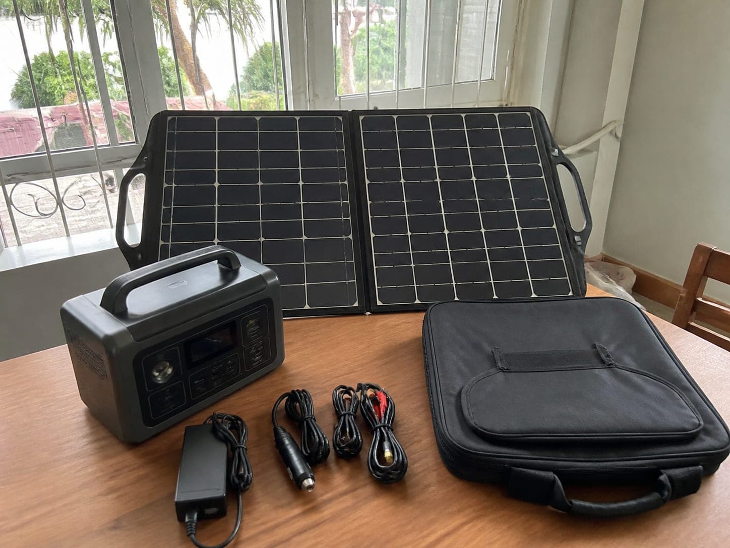 Portable power station, 500Wh