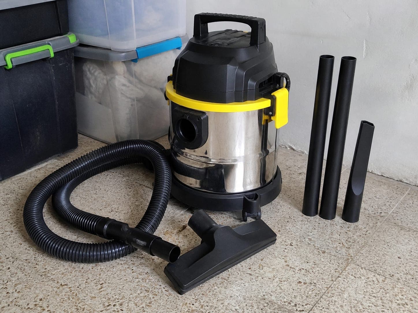 Wet and dry shop vacuum, 20L